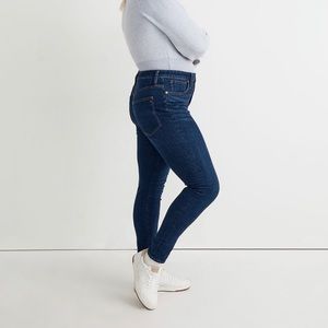 Madewell Curvy High Rise Skinny Jean size 33